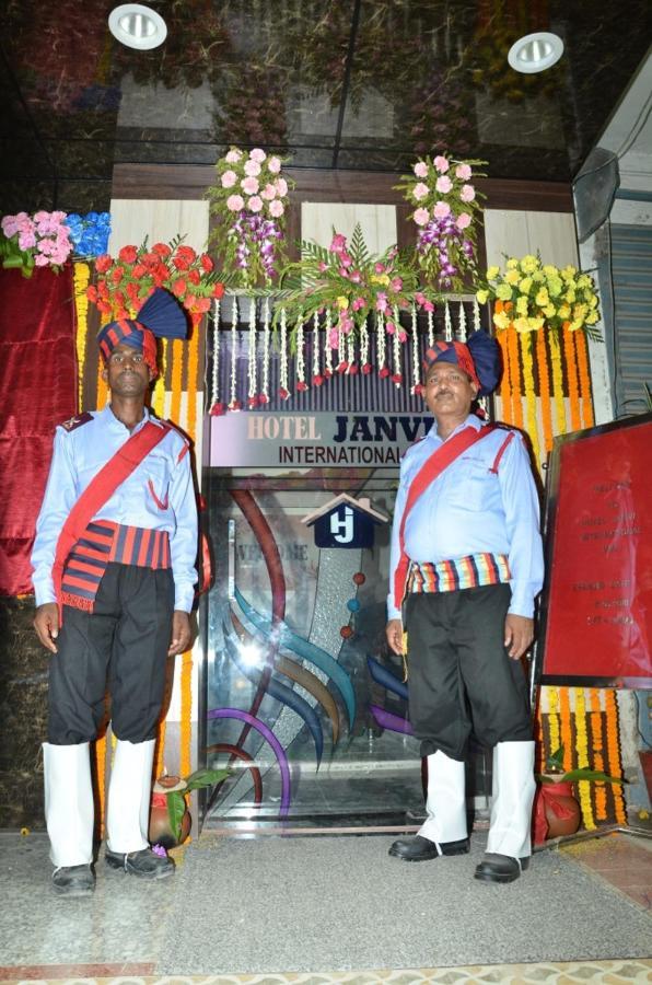 Hotel Janvi Interntaional Inn Muzaffarpur Ngoại thất bức ảnh